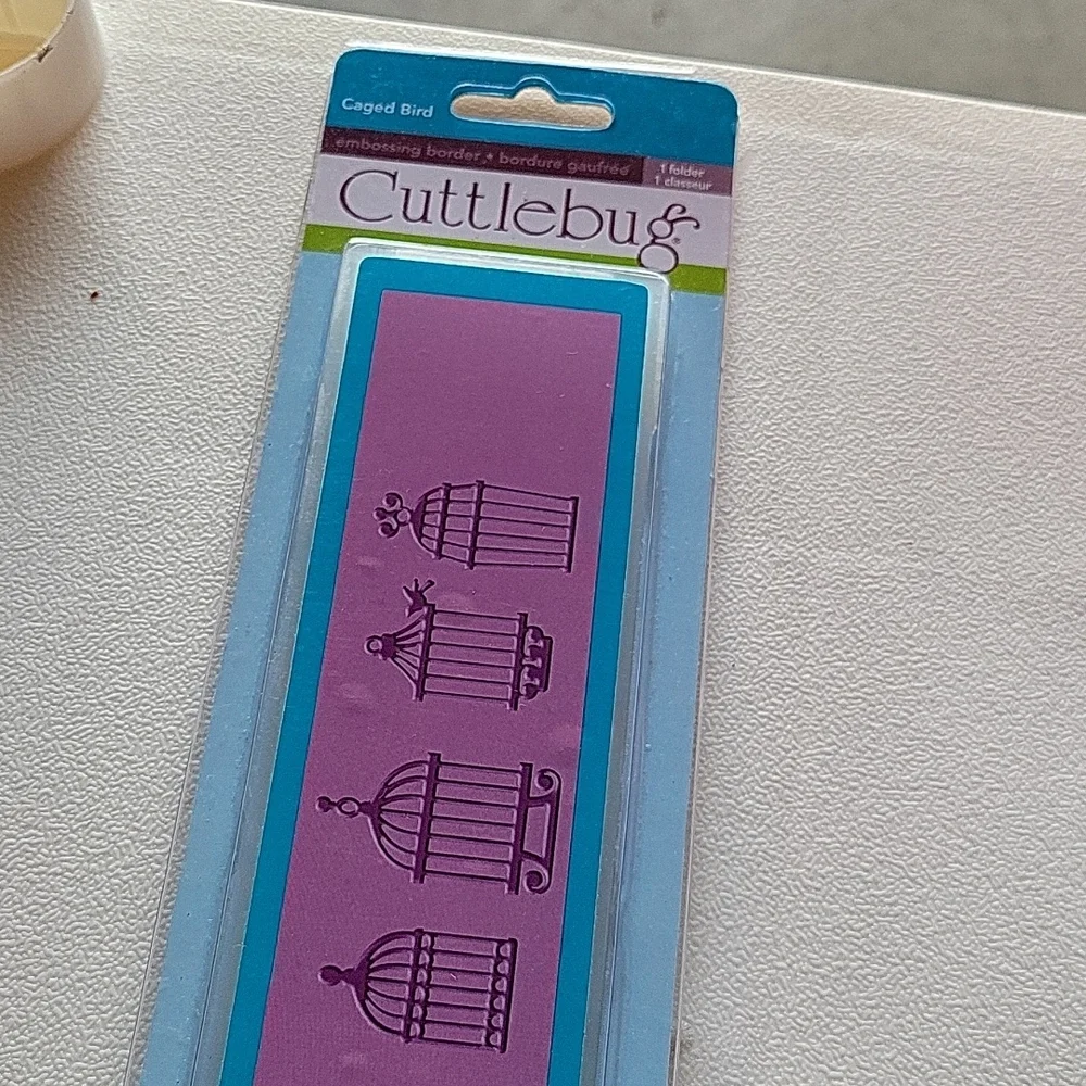 Cuttlebug Embossing Border Essentials 2" x 12" - Picture 1 of 1